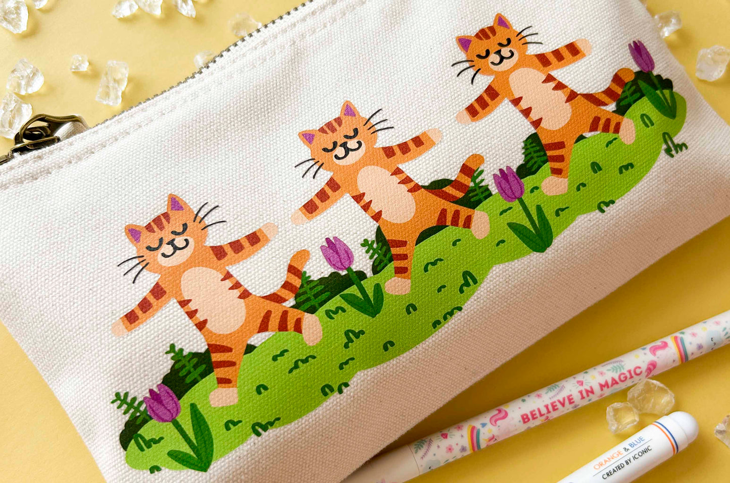 Tanssivat kissat - Penaali